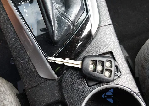 2016 Toyota Corolla Le from USA, damaged, VIN 5YFBURHE6GP400985